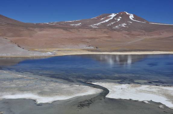 A belíssima Laguna Santa Rosa, no Parque Nacional Nevado Tres Cruces, região do Paso San Francisco, próximo à Copiapo, no Chile